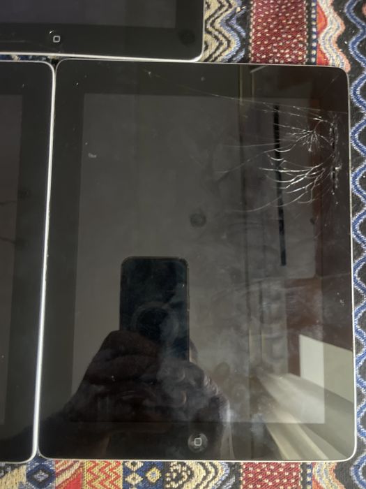 iPad A1458 распродажа. на запчасти или под восстановление