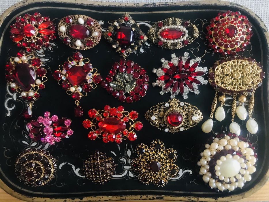 Вінтажні брошки стара Чехія