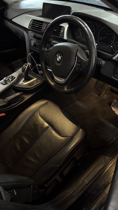 F30 328I BMW - Apenas para peças