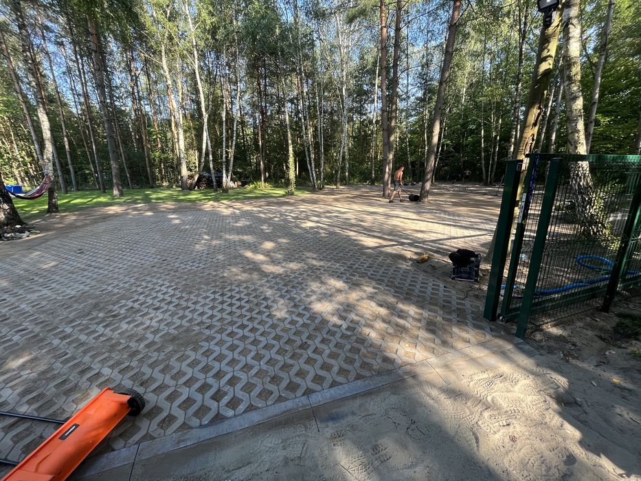 Układanie kostki brukowej