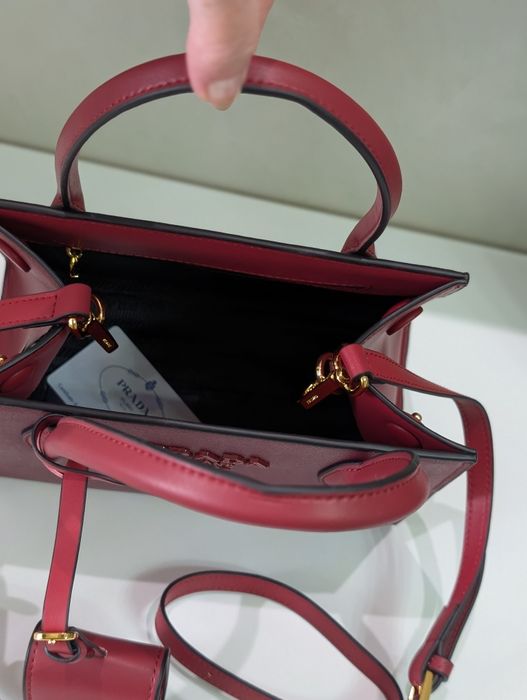 Сумка Prada Прада
