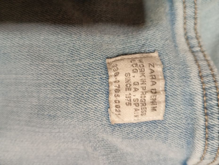 Продам джинси ZARA детские нові