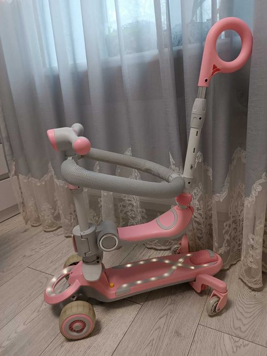 Самокат 5 в 1, стан нового, на вулиці не їздили, без подряпин