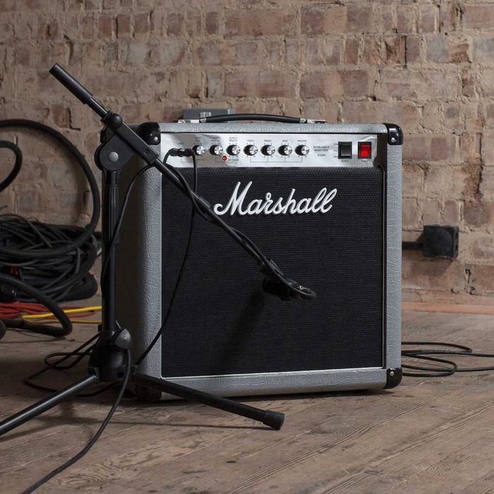 Amplificador Marshall 2525c
