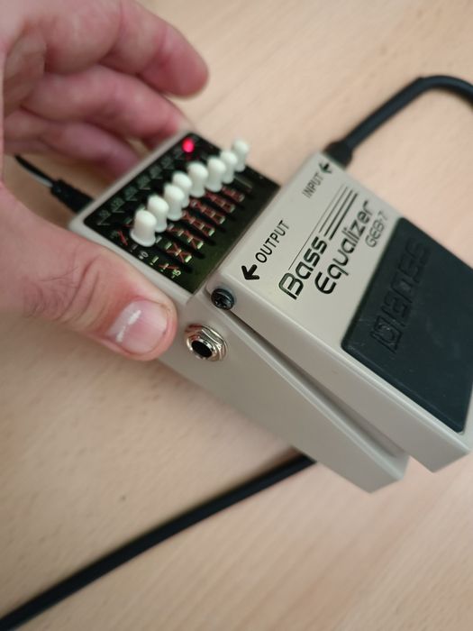 Boss GEB-7 - Equalizer do gitary basowej