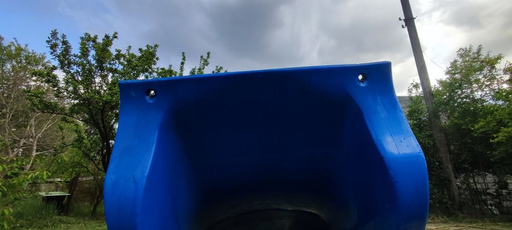 Б/У гірка є подряпини та полудірка. Без доставки Тільки самовивіз