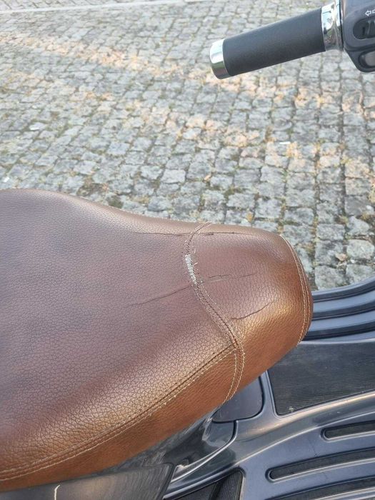 Vendo VESPA LXV 50 - Edição Limitada
