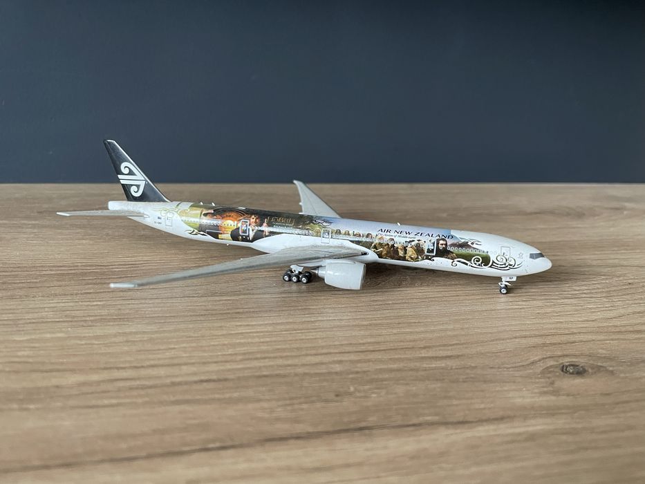 Samolot Boeing 777 wersja 300