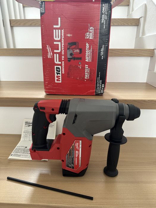 Акумуляторний перфоратор MILWAUKEE® 2912-20 M18 FUEL