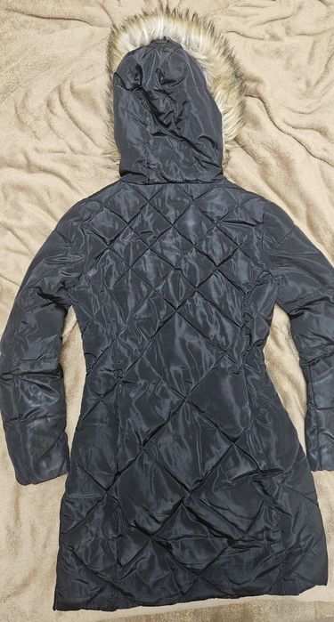 Piekny zimowy płaszcz Reserved r.36