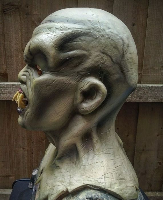 Máscara Maldita Arrepios Premium