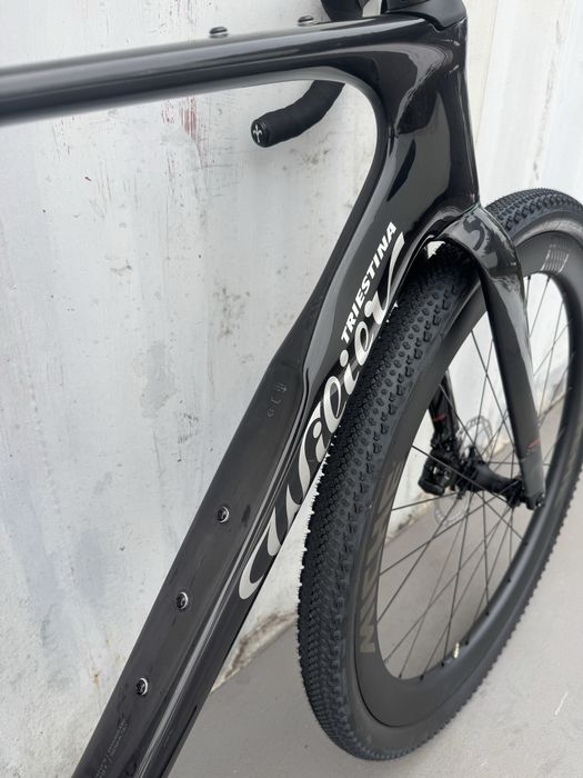 Rower gravelowy Wilier Rave SLR ID2 rozm M GRX Di2 Glitch Black