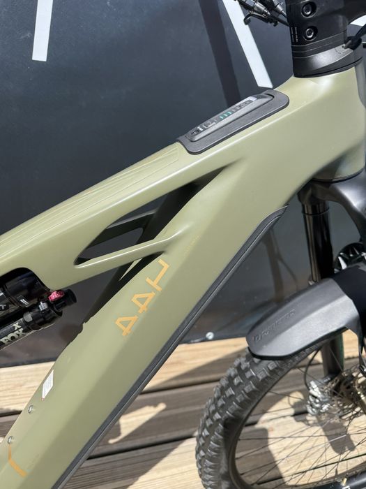 Bicicleta cube 144 stereo 800w