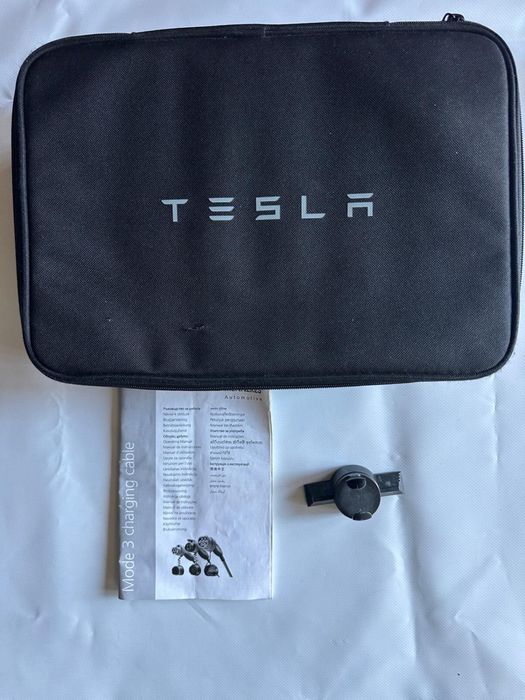 Gancho de Reboque Tesla Model 3