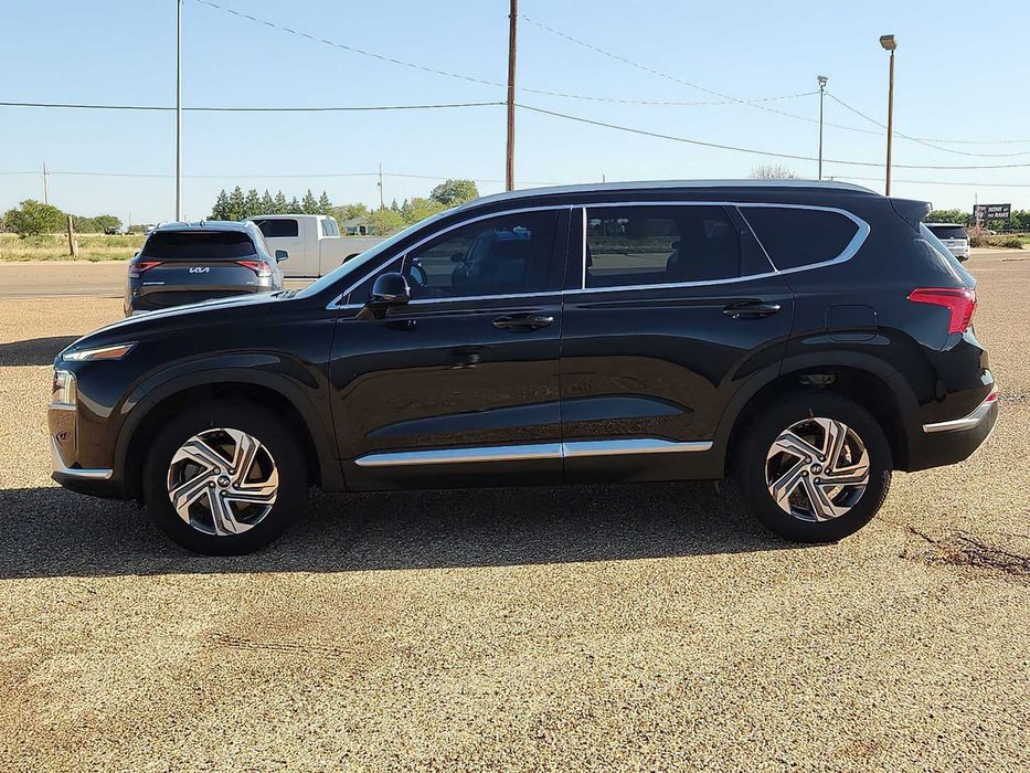 Hyundai Santa Fe      2021