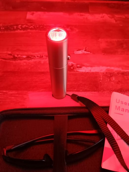 Портативний інфрачервоний терапевтичний ліхтар VAYALT: полегшення болю в колінах, суглобах і м'язах; пристрій для терапії червоним світлом