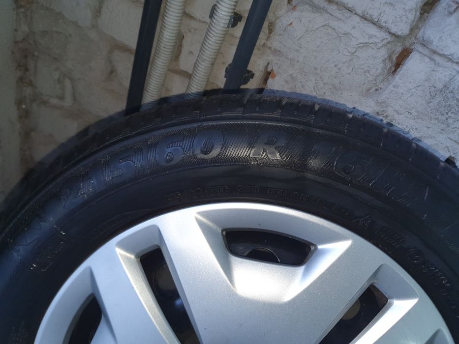 Felgi stalowe +kołpaki +opony ,Opel insignii, rozstaw śrub 5x120 ,67.1
