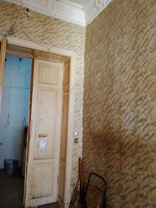 2 комнаты в коммунальной квартире