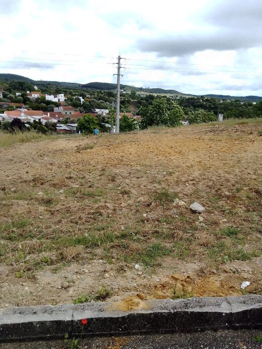 Terreno urbano Vale de Cavalos chamusca Santarém