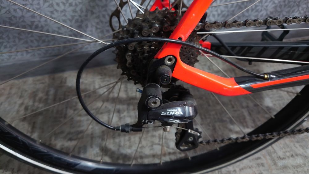 Велосипед Specialized sirrus elite carbon L