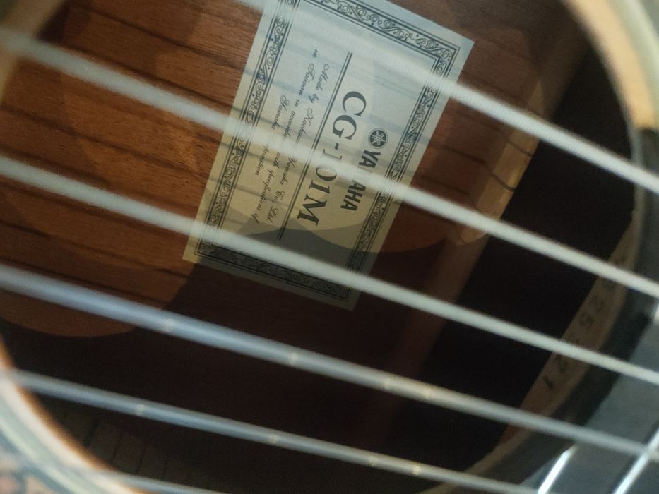 Гітара Yamaha CG 101M