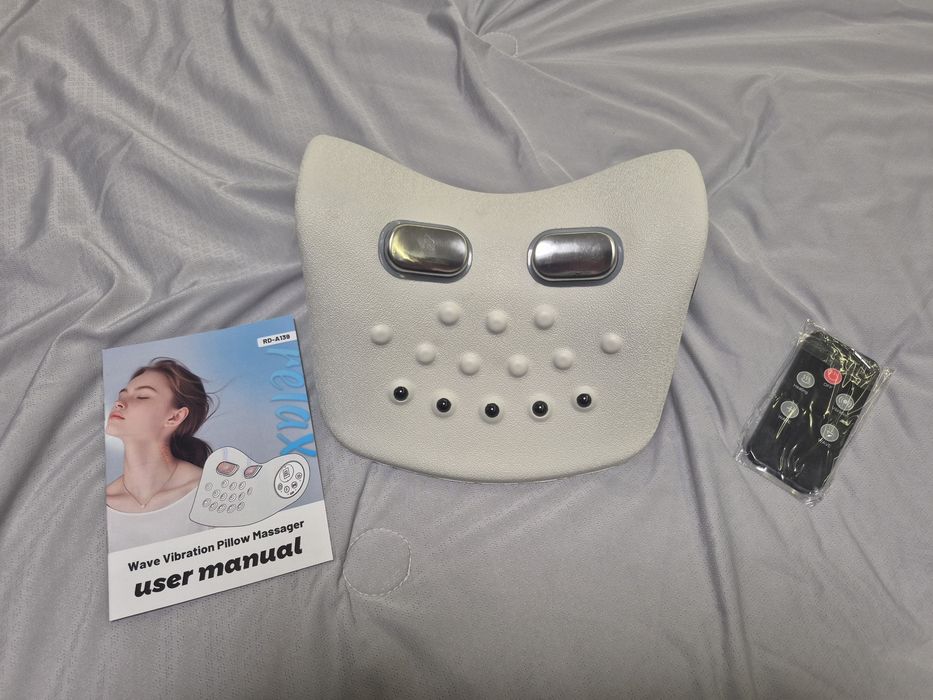 Масажер для шиї Neck Massager Pillow електричний 4D з підігрівом бездротовий