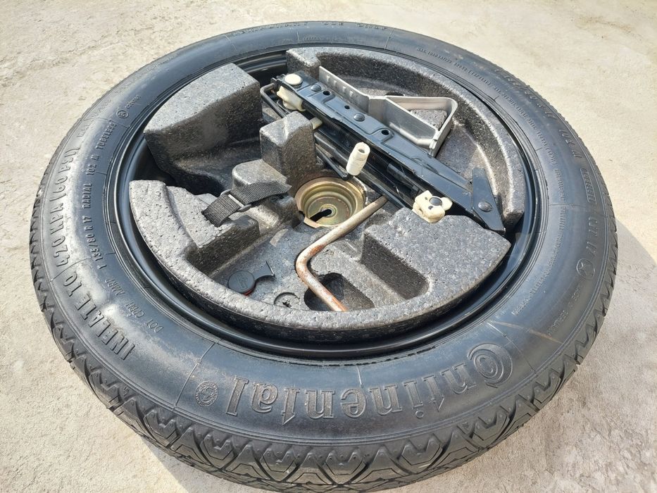 Zestaw Koło dojazdowe BMW E60 E61 Komplet Lewarek Klucz itp .