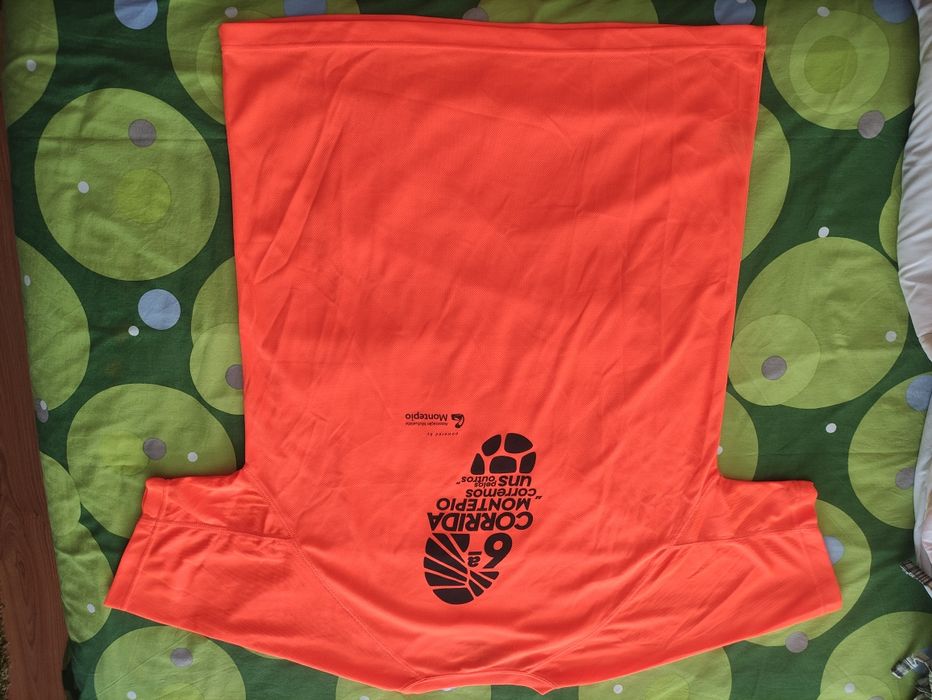 T-shirt's Corrida Montepio - XL - Novas

3 euros cada uma.

Entrega em