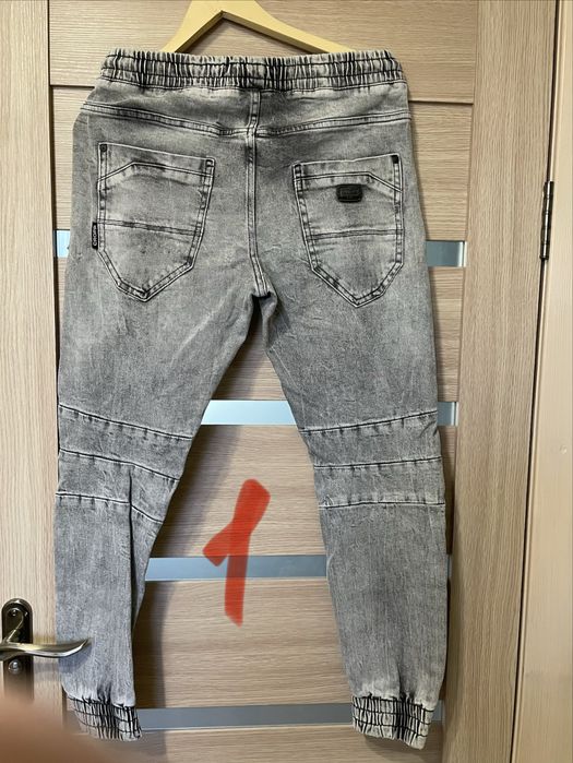 Джинсы джоггеры Cropp