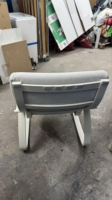 Cadeira de baloiço estilo IKEA – confortável
