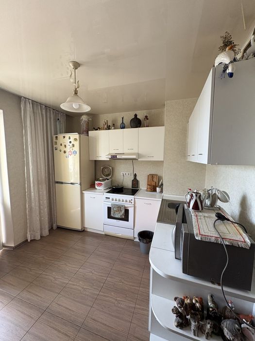 Продаж 2 кім квартири Симона Петлюри 36