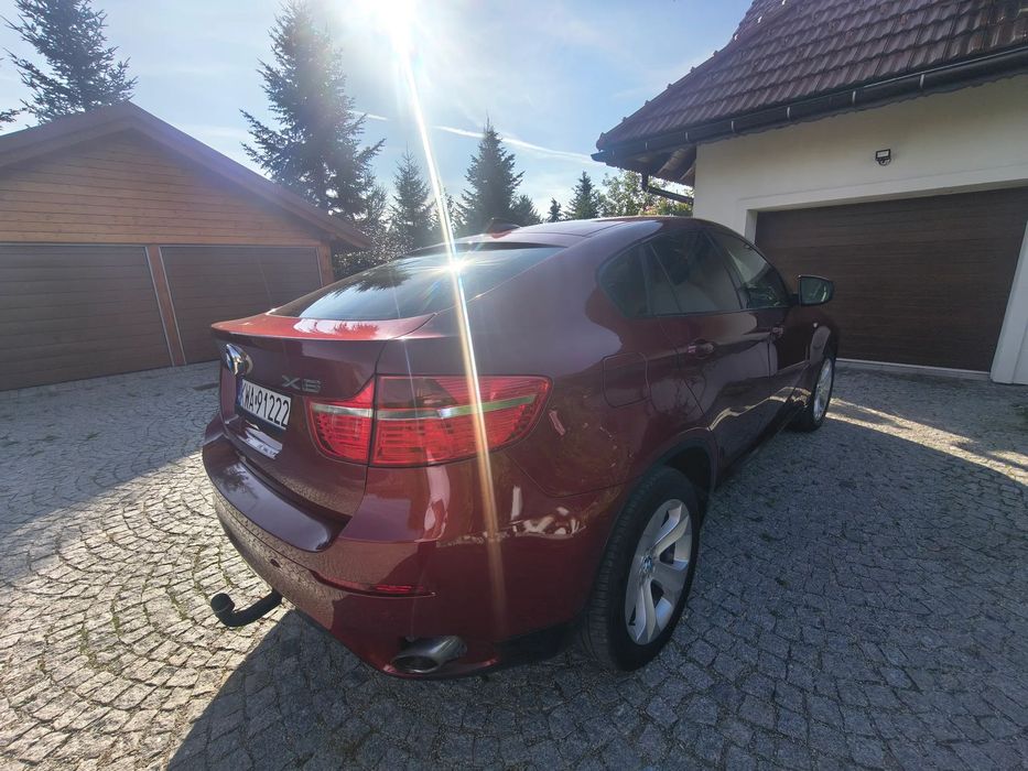 BMW X6 BMW X6 XDRIVE -piękny SUV,5-osobowy, 306km,kolor bordowy,hak, faktura