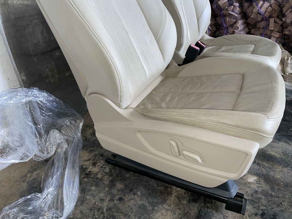 Сидіння салон Audi Q5 80a FY бежеві