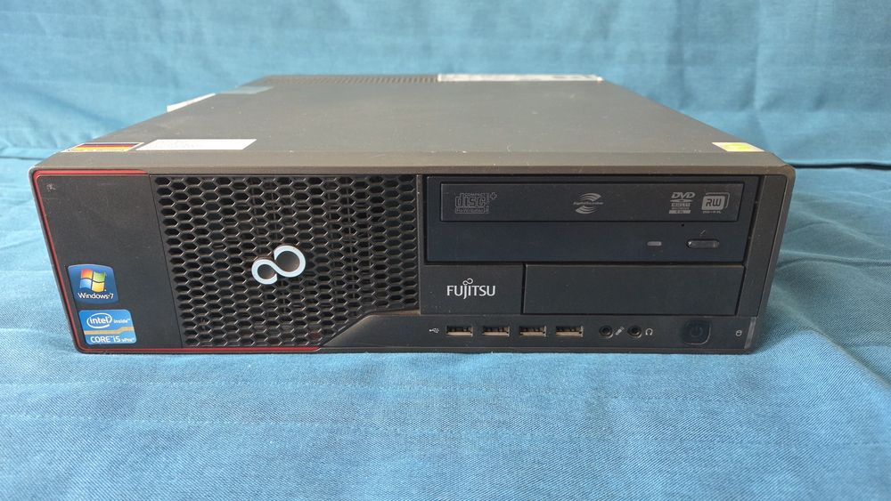 Komputer fujitsu E900 E90+