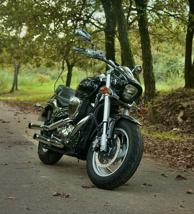 Vendo mota suzuki intruder m800