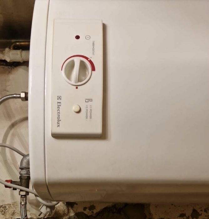 Bojler elektryczny podgrzewacz wody Electrolux 50l