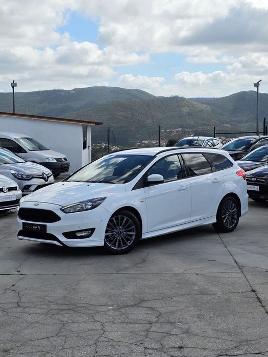 Ford Focus SW 1.0 EcoBoost S&S ST-LINE