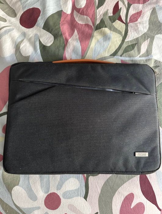 PC ASUS Zenbook UX482EA