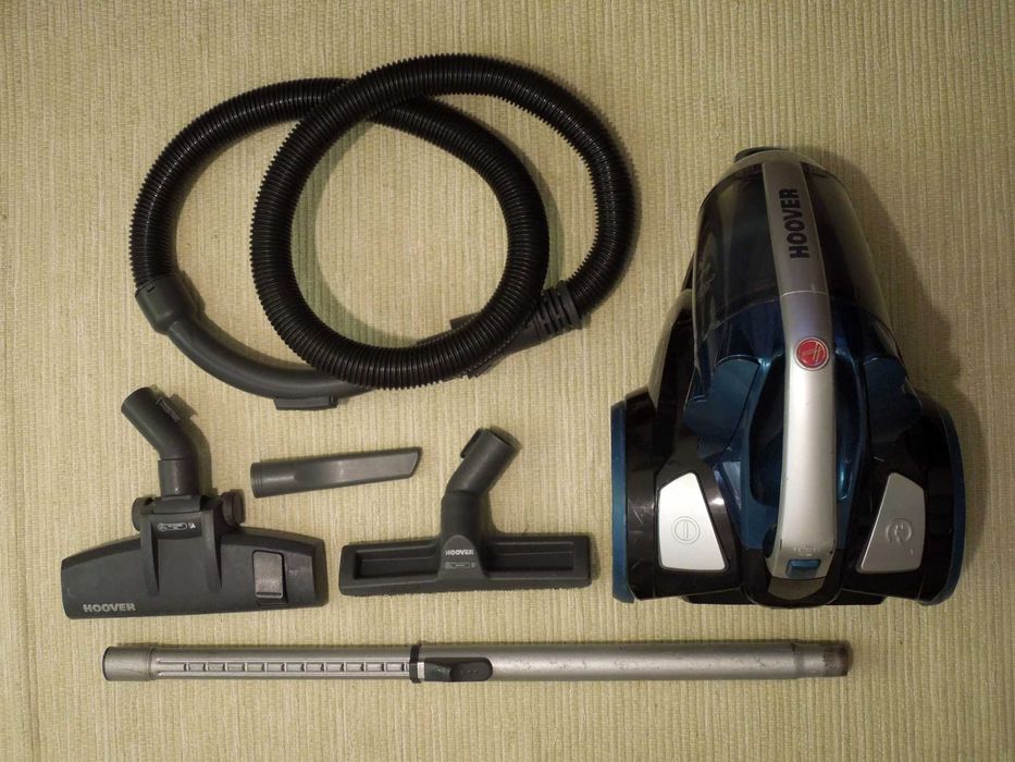 Aspirador multiciclónico sem saco Hoover Khross - completo e em óptimo estado - desinfectado e pronto a usar