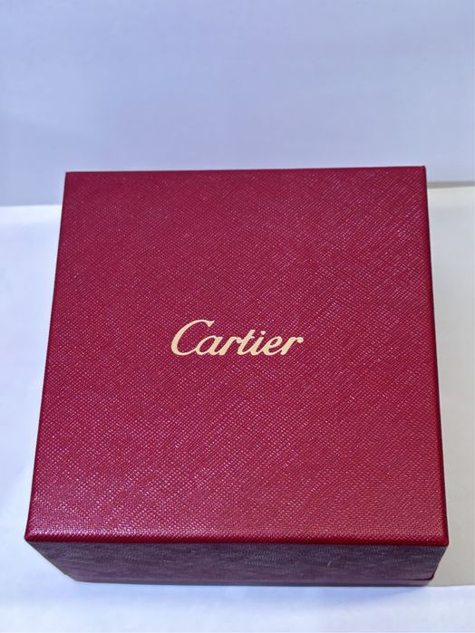 Коробки  Cartier
