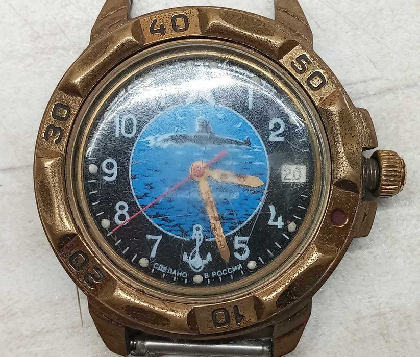 Водонепроникний годинник