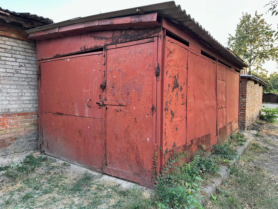 Продам Гараж Чаривная Героев 55-й бригады Уральские