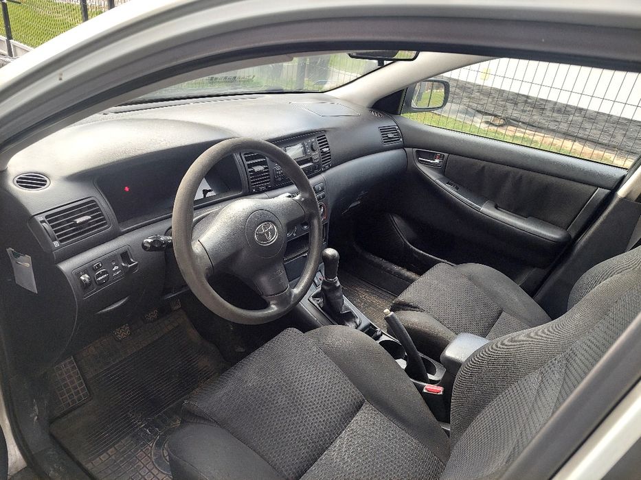 Toyota Corolla E12 1.4 D-4D (2005)