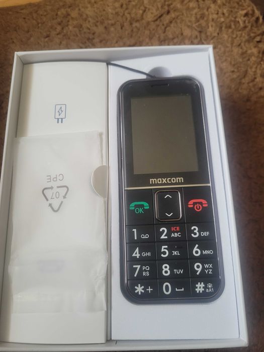 Telefon maxcom  MM735