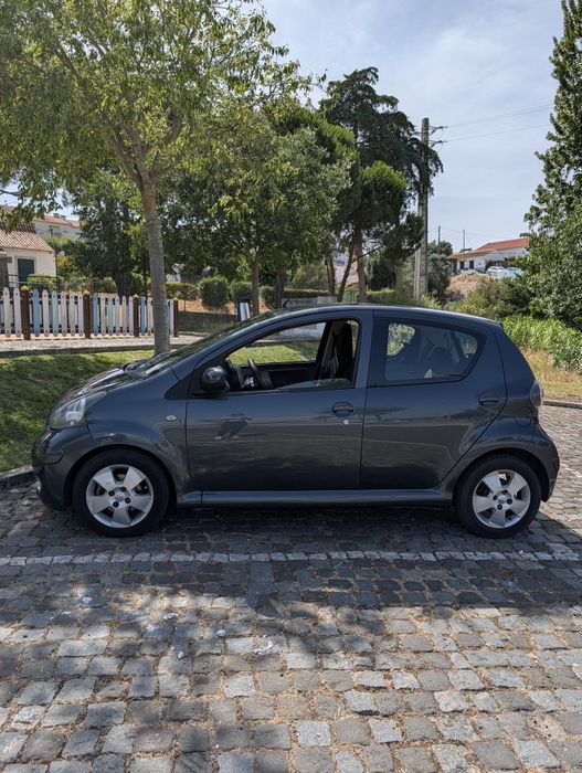 Aygo Toyota 1.0 - muito económico