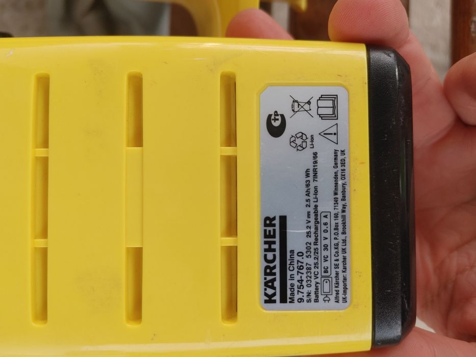 Акумуляторний пилосос VC 6 Cordless ourFamily