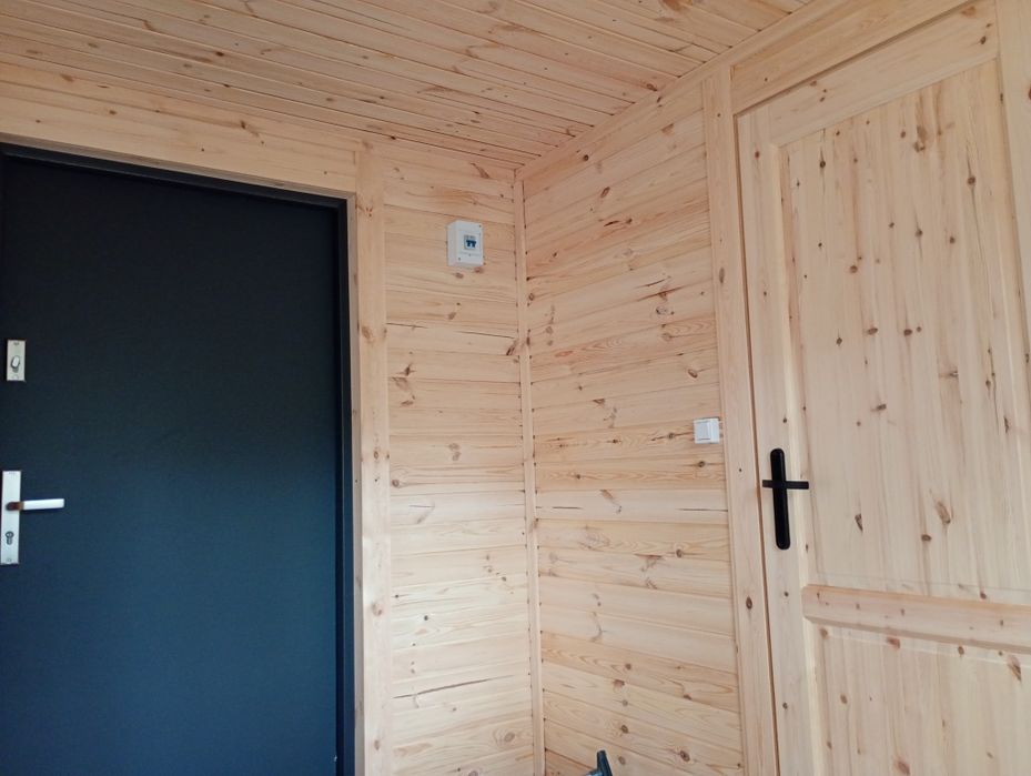 Domek drewniany mobilny ocieplony , całoroczny , angielski 3x7