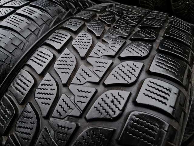 235/65R17 Bridgestone Blizzak LM-25 4x4 Шини/Колеса/Зима Склад шин