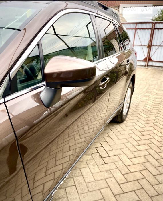 Subaru Outback b15
