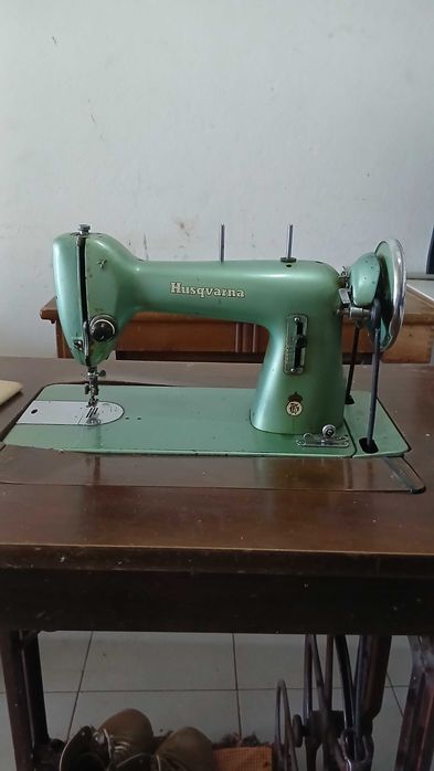 Maquina de costurar Husqvarna